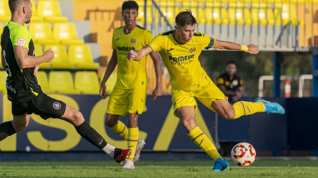 El Villarreal B recibe al filial del Betis en busca de su primer triunfo