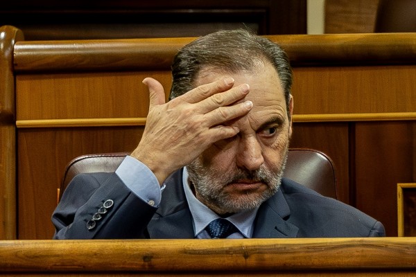 El PP vuelve a citar a Ábalos en el Senado tras rechazarlo el Supremo y propone interrogarlo el 28 de enero