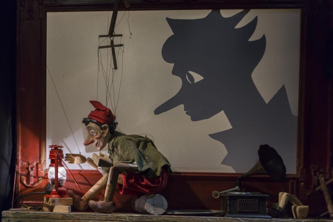 Sagunt se convierte en la capital del teatro de luces y sombras