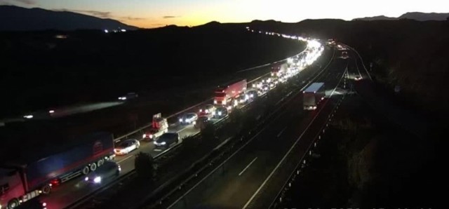 Un accidente múltiple provoca retenciones en la A-7 a su paso por Murcia, en sentido Alicante