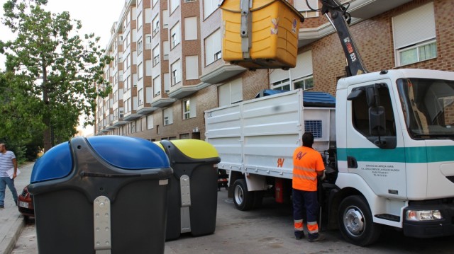 Sueca adjudica el nuevo contrato de recogida de basura y limpieza por 3,42 millones anuales