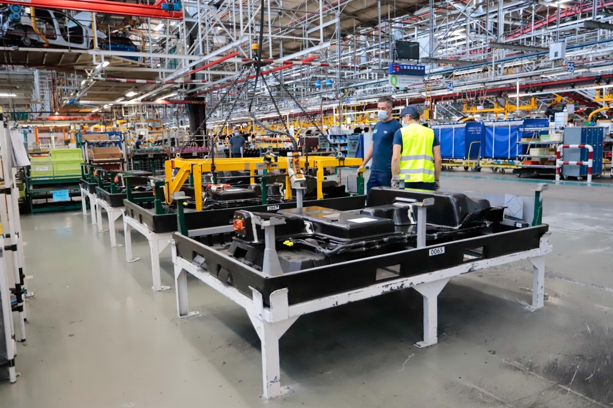 La producción industrial se estanca y baja un 2,8% en la Región