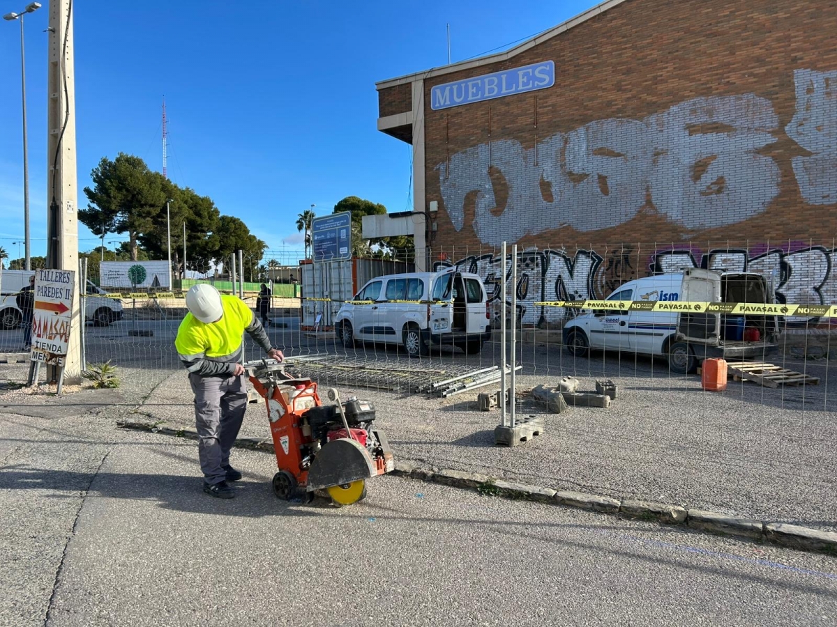 Comienzan en Elche las obras para llevar el agua potable al Llano de San José