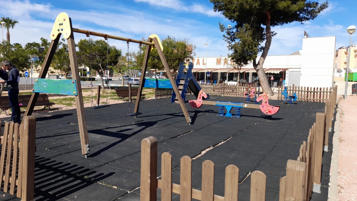 Orihuela licita la renovación de parques infantiles por casi 600.000 euros