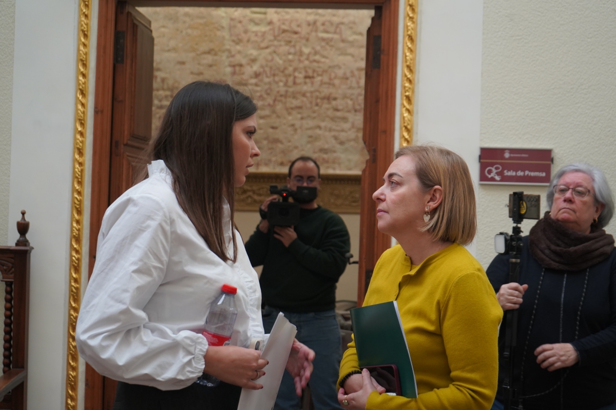 La edil de Alzira que denunció acoso pide destituir al portavoz de UCIN tras reabrirse la causa judicial