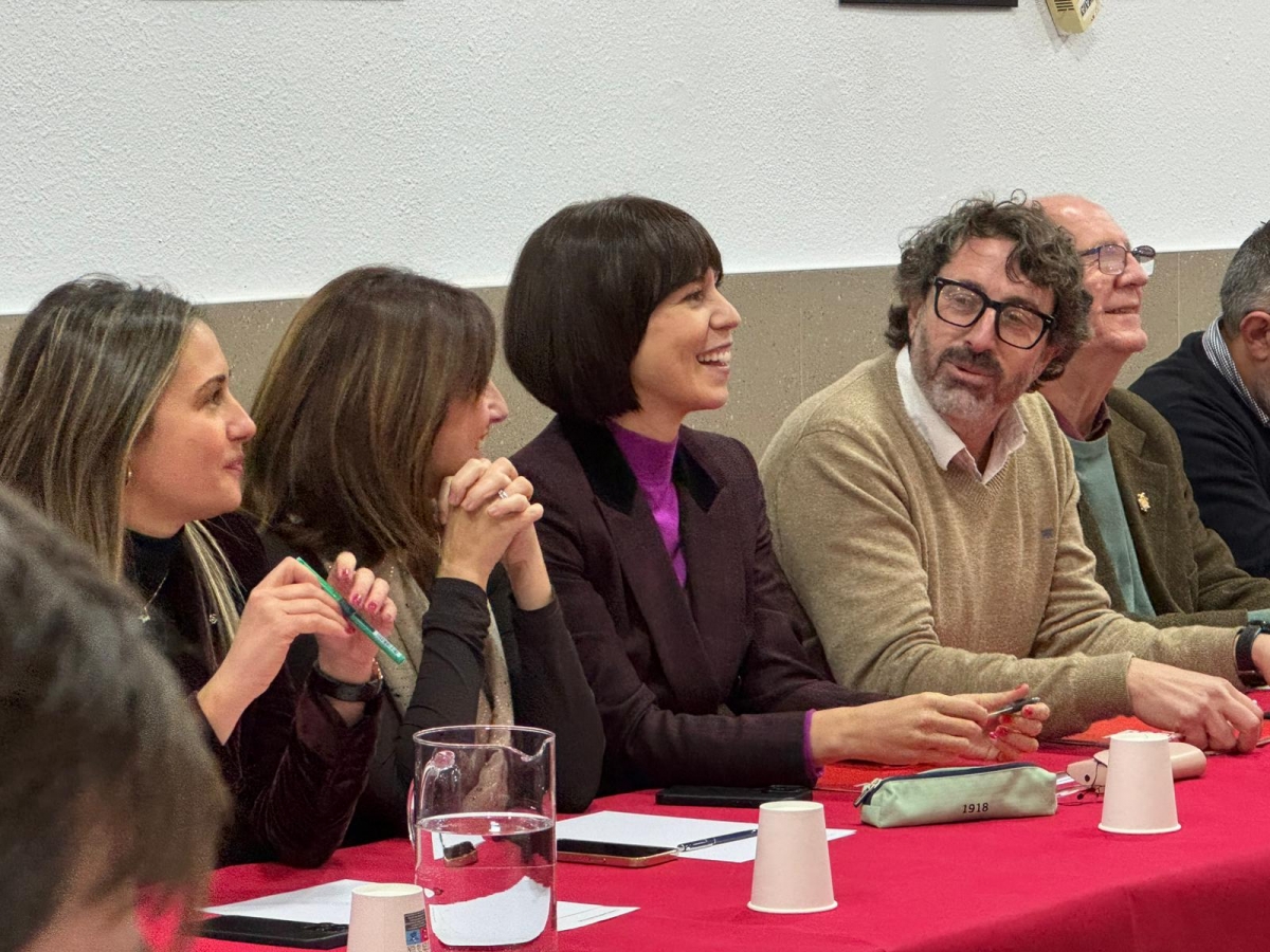 Morant recuerda a todos quién manda en el PSPV-PSOE