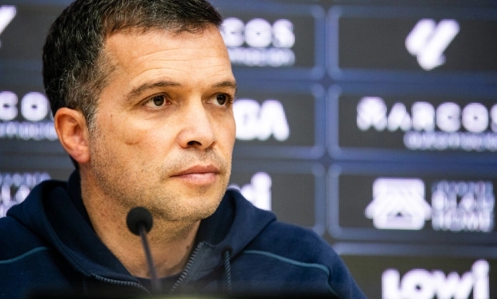 Luís Castro: “Miro el próximo partido como una final”