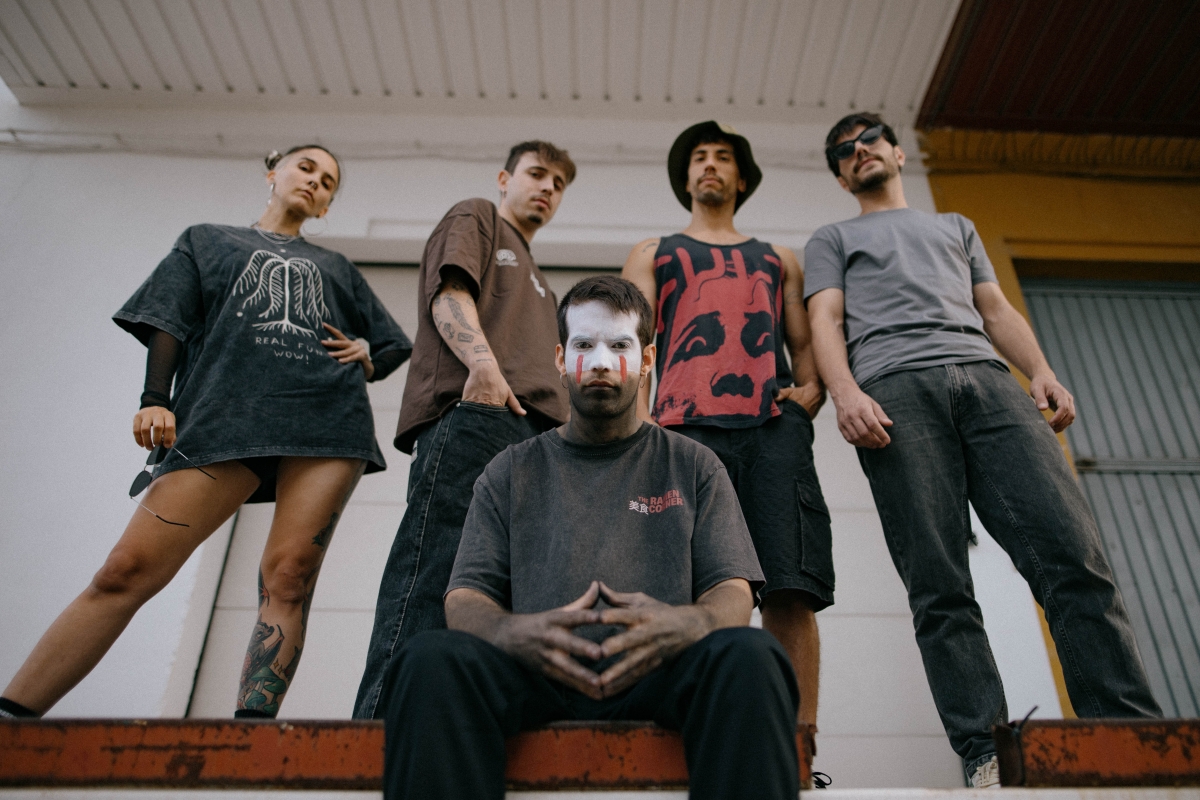 Momo le canta a la felicidad en 'Prometido Pelear'