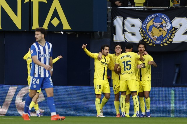 El Villarreal se propone la doble tarea de romper la maldición de Mendizorroza y seguir aferrado a Europa
