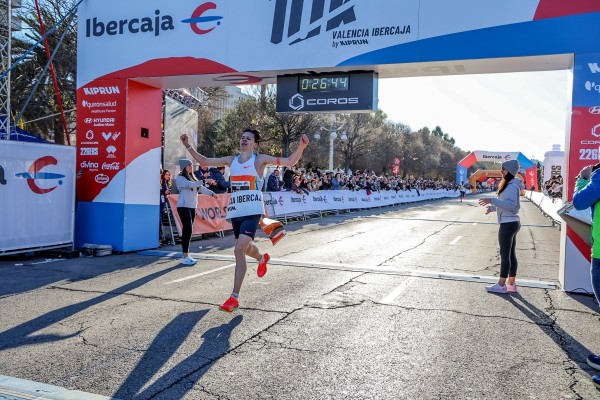 Almgren y McColgan baten los récords de Europa de 10K en València y Mechaal el de España