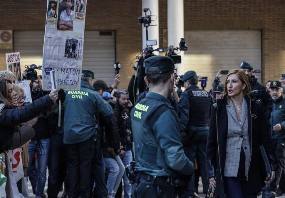 De librar a Mazón a deslizar su influencia durante la Dana: la evolución en la estrategia de la exconsellera Pradas