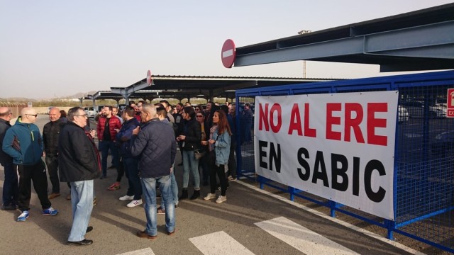 El Ayuntamiento de Cartagena y la Comunidad Autónoma piden garantías laborales ante el plan de cierre de Sabic