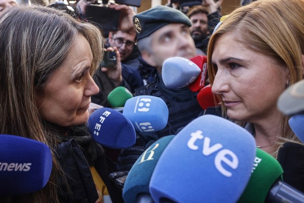 Pradas pide una reunión a víctimas de la Dana: 