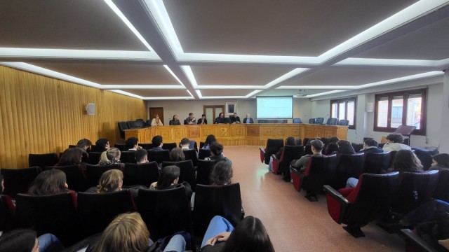 Chiva impulsa con la Universidad de Navarra un proyecto para diseñar nuevos equipamientos en Calicanto