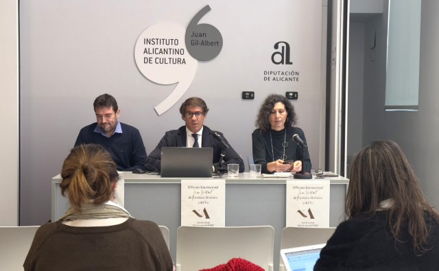Raúl Ordás gana el II Premio Juan Gil-Albert con la obra 'Inexactos y verdaderos'