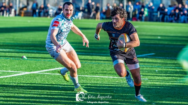 Les Abelles roza la victoria en un derbi histórico que se decidió en el último minuto (33–31)