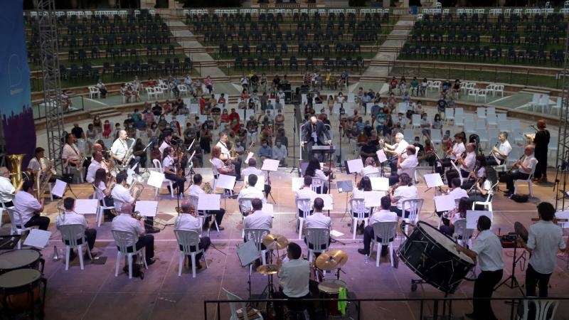 El Ayuntamiento de Benidorm esperará a la investigación para abordar el nombre del auditorio Julio Iglesias