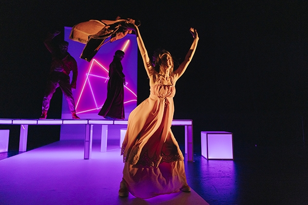 Sala Russafa da la bienvenida a 2026 con 'Las amistades peligrosas’ y ‘Hoy no estrenamos’