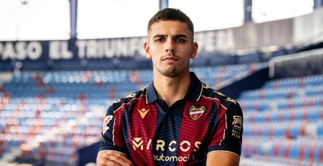 Matías Moreno: “El Madrid será muy difícil pero no vamos a ir con la cabeza gacha”