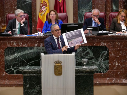 PSOE, Podemos-IU y Vox tumban la moción del PP para defender el Trasvase y pedir la revisión del Plan Hidrológico del Tajo
