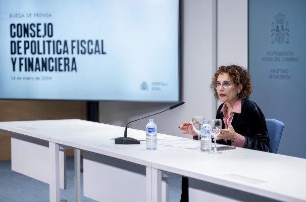 Montero dice que negociará con todos los partidos la propuesta de financiación autonómica