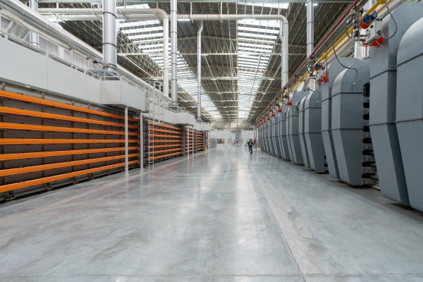 Porcelanosa refuerza su crecimiento: duplica la capacidad productiva de su planta de gran formato, hasta los 2,4 millones de m2
