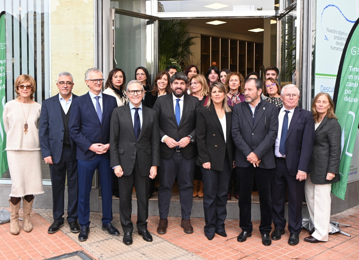 López Miras inaugura en Cartagena la nueva sede de la Asociación Española Contra el Cáncer