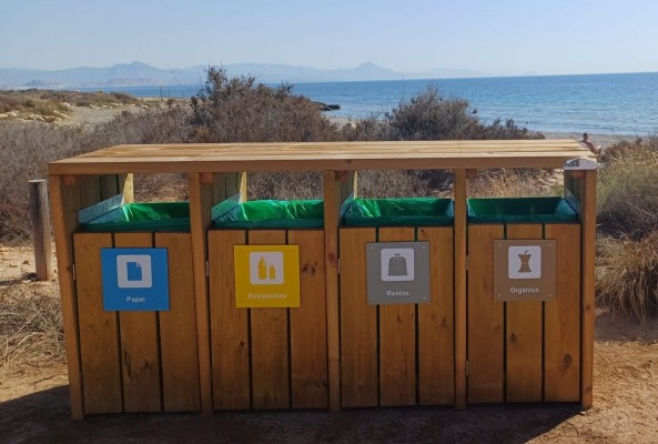 Urbaser y Santa Pola repartirán 5.000 vasos reutilizables durante las fiestas patronales

