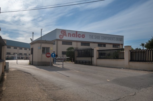 Una firma suiza presenta una oferta para adquirir la histórica ilicitana Analco tras su entrada en concurso