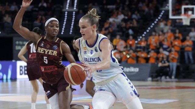 El poderio de Alexander y Fam impulsa al Valencia Basket para superar al Venecia
