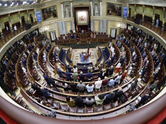 El Congreso suspende toda su agenda hasta el miércoles, incluidas las comparecencias de Cuenca y Argüeso