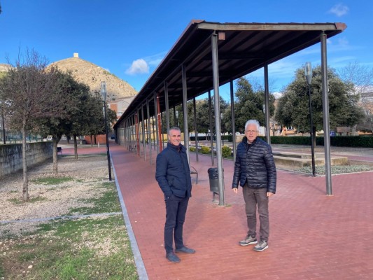 Cocentaina instala 48 placas solares en el parque del Ferrocarril y reparte energía a cinco familias