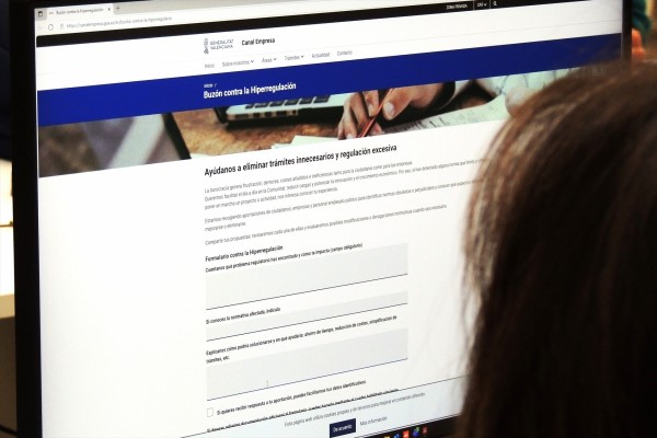 La Generalitat habilita el 'Buzón contra la hiperregulación' para mejorar servicios públicos y reducir trabas normativas
