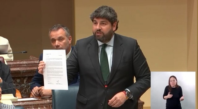 López Miras y el ministro de Industria exigen a Sabic garantías laborales y una reunión urgente