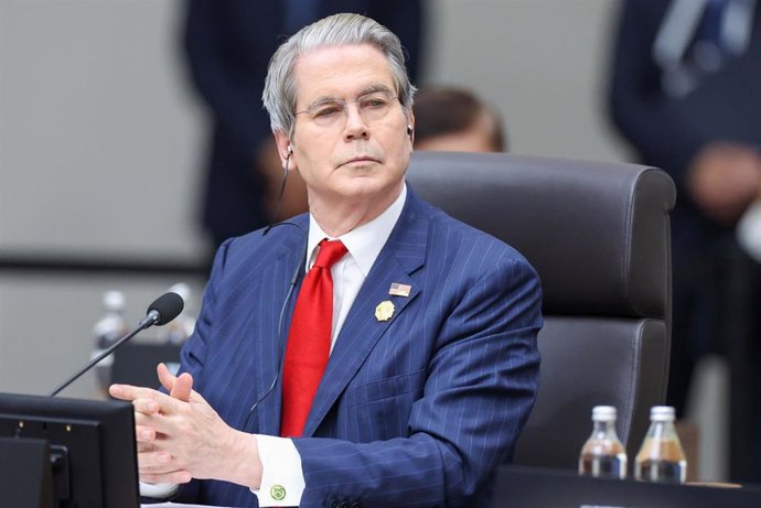 Bessent asegura que EEUU mantiene su política de 