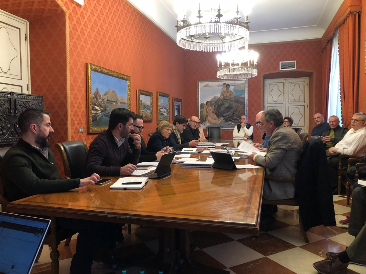 La contrata de limpieza de Alicante: sistema de seguimiento en pruebas y refuerzos pendientes