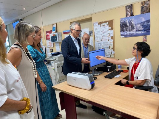 Las impresoras de tarjetas sanitarias ya se encuentran en más de cien consultorios y centros de salud de la Región