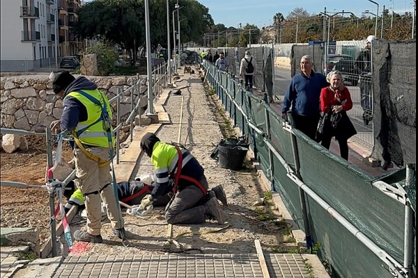 Las obras de reconstrucción del Puente de la Estación de Paiporta mantendrán el tráfico abierto estas semanas