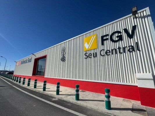 La nueva estación València Sud abre este viernes, totalmente accesible y más elevada para salvar inundaciones