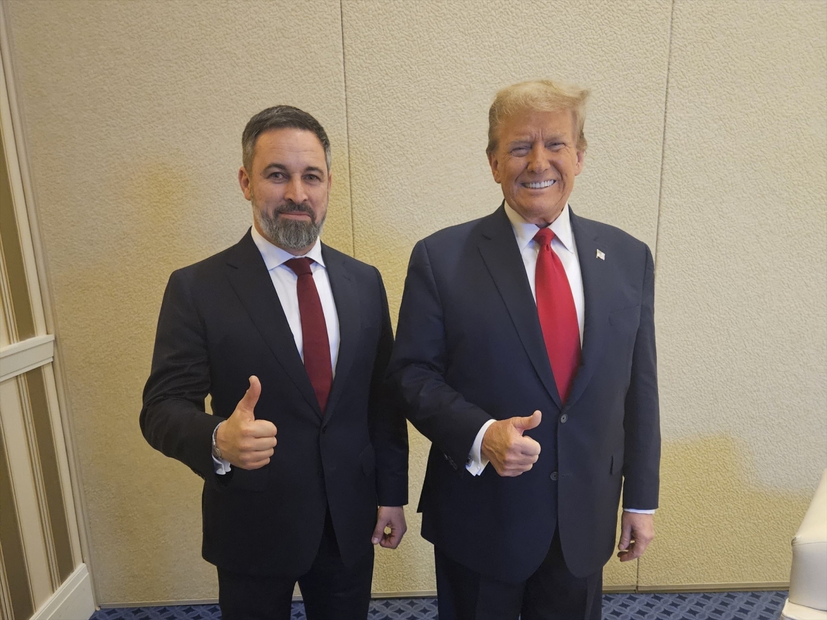 El presidente de Vox, Santiago Abascal, y el presidente de Estados Unidos Donald Trump.