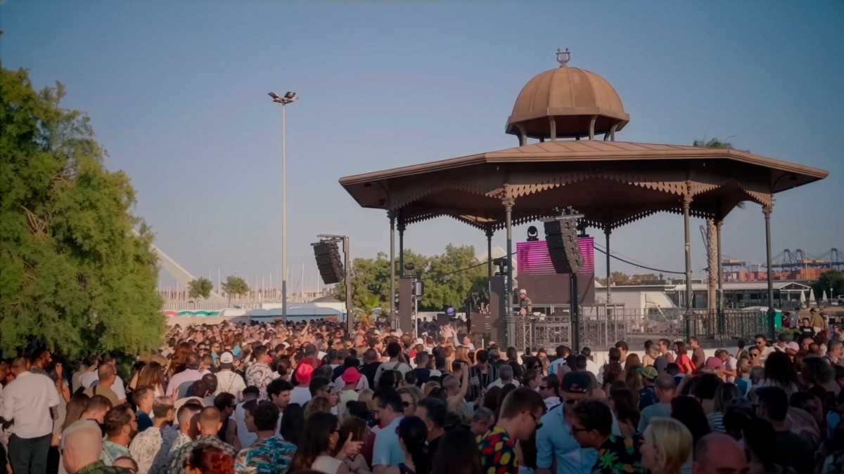 El Tardeo Remember regresa a La Marina de València con una edición especial por San Valentín 14 Febrero