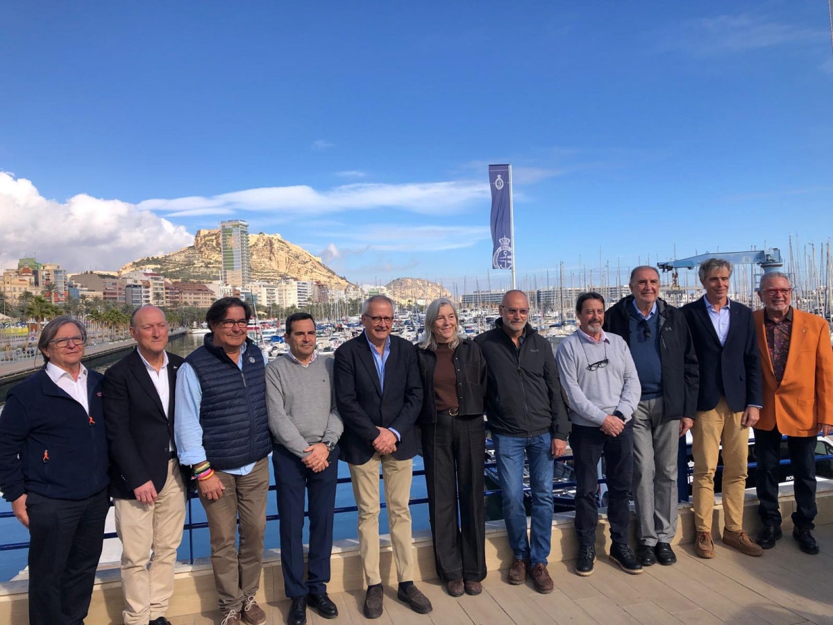 Los miembros de la candidatura de Romero.