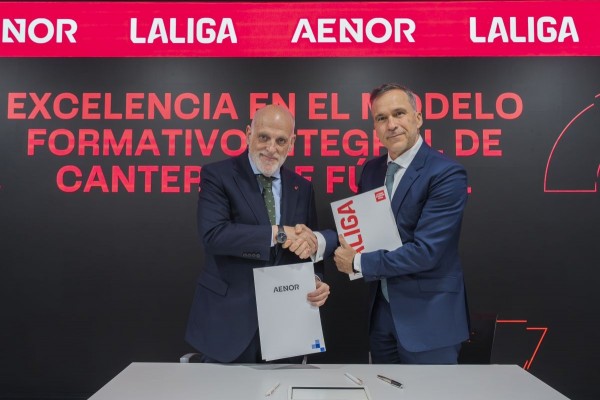 LaLiga y AENOR firman un acuerdo para lanzar una certificación de excelencia en canteras de fútbol