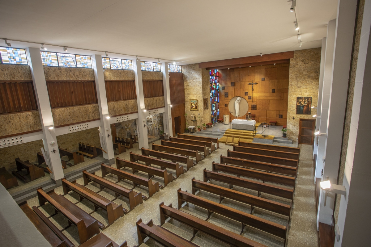 Iglesia de la Virgen del Remedio de Valencia del arquitecto Vicente Valls Abad