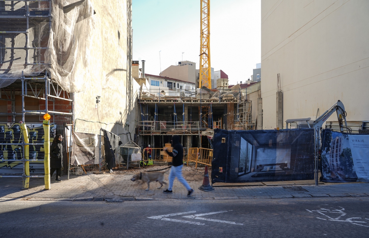La presión residencial reactiva solares parados durante décadas en València