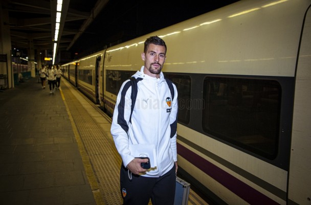 El Valencia CF insiste con la búsqueda de músculo en la medular