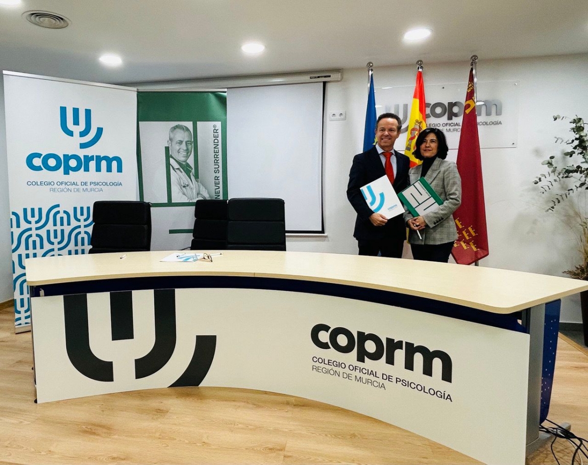 Los psicólogos murcianos y Never Surrender se alían para ayudar a los enfermos oncológicos a través de la psicología