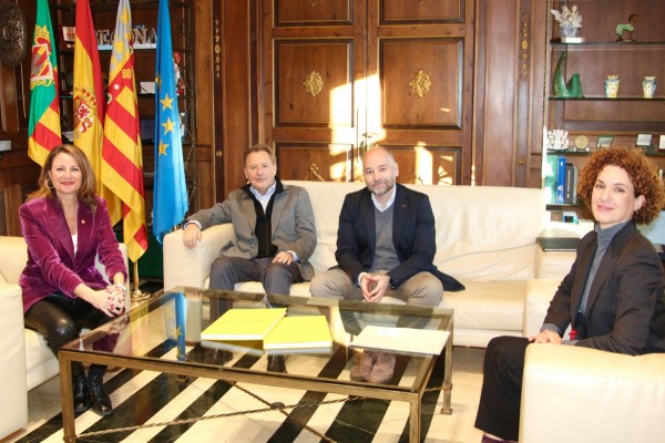 Castelló muestra su apoyo a Ascer y colaborará con la nueva cita profesional del azulejo 'Time of Spain'
