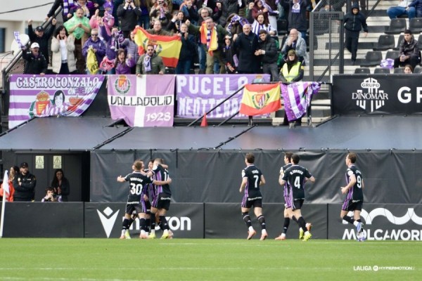 Cedidos Valencia CF: Asistencia de Tenés y gol de Santana