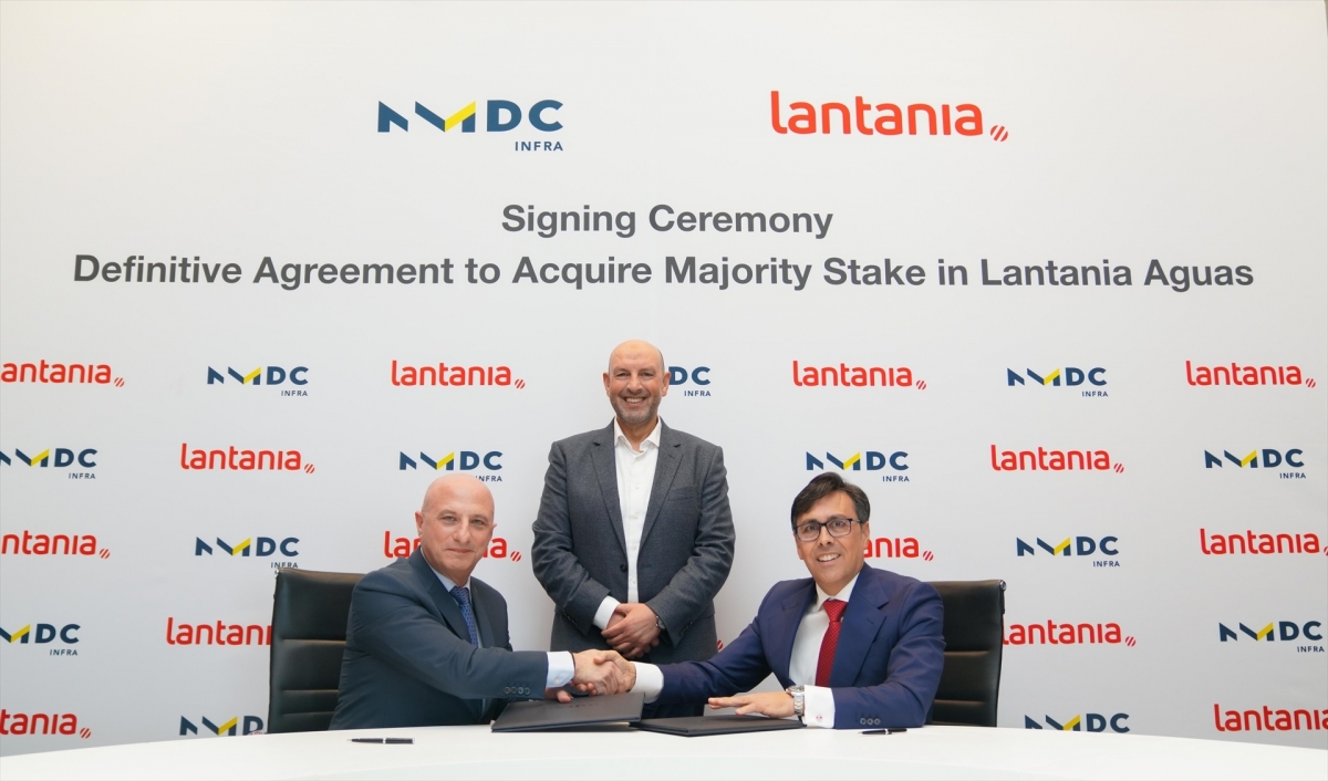 El grupo emiratí NMDC compra el 51% de Lantania Aguas